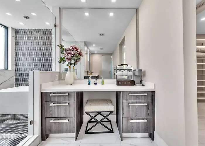 Villaplaya Brand New Home, Modern Style Resort!